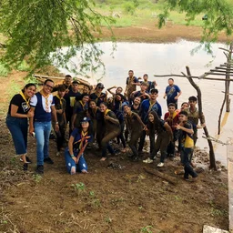 GUERREIROS DA LUZ